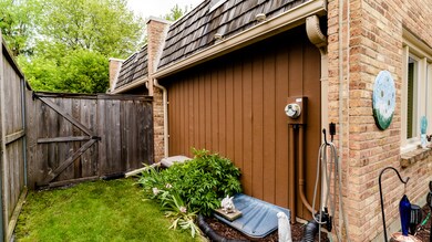 1825 Somerset Ln unit 22, Northbrook, IL 60062 - photo 5