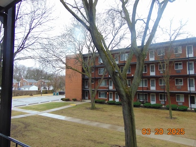 Babcock Cooperative unit 308, Royal Oak, MI 48073 - photo 3