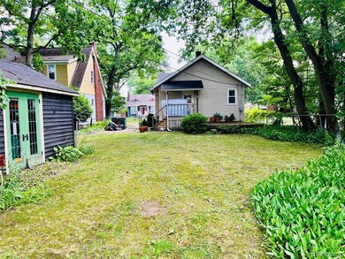 716 Catalpa Dr, Royal Oak, MI 48067 - photo 4