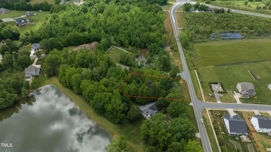 6-web-or-mls-464 W Lake Trail-6
