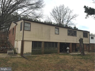 12828 Middlevale Ln, Silver Spring, MD 20906 - photo 2