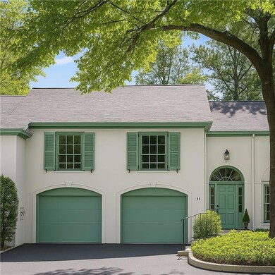 11 Mooregate Square NW, Atlanta, GA 30327 - photo 2