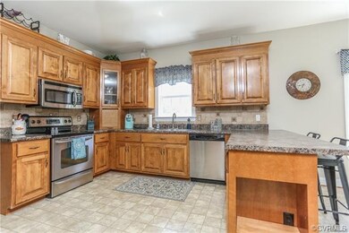 14900 Pleasant Grove Dr, Disputanta, VA 23842 - photo 4