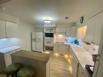 13692 Walker Rd, Conroe, TX 77302 - photo 5