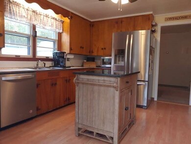 20 Winthrop St, Rehoboth, MA 02769 - photo 2