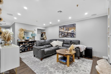 20 Mcchesney Ct, West Orange, NJ 07052 - photo 2