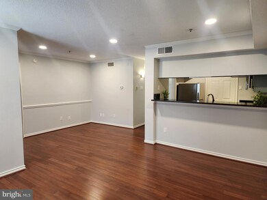 1504 Lincoln Way unit 119, McLean, VA 22102 - photo 7