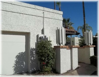 04A Front View Entry