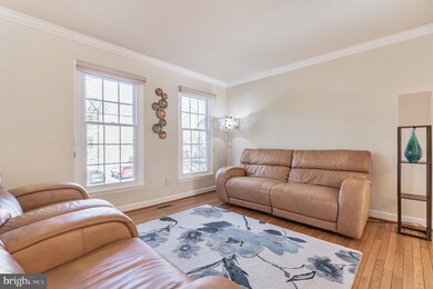 6895 Mclean Province Cir, Falls Church, VA 22043 - photo 6