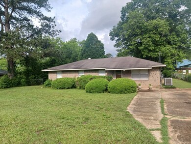 11 Mancuso Dr, Eufaula, AL 36027 - photo 2