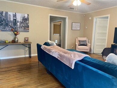 307 W 41st St, Texarkana, TX 75503 - photo 2