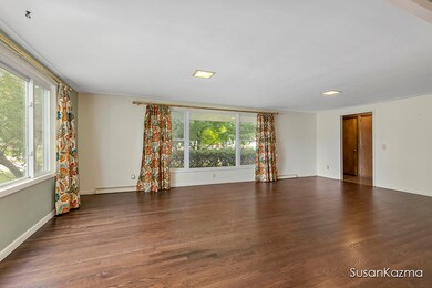 325 N Locust St, Wayland, MI 49348 - photo 6