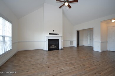 2016 Charterhouse Ln, Winterville, NC 28590 - photo 3