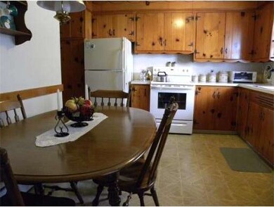 333 Winsor St, Ludlow, MA 01056 - photo 5