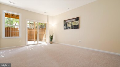 4153 Timber Log Way, Fairfax, VA 22030 - photo 4