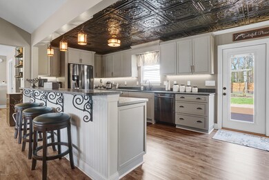 3446ConstableWay-12