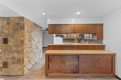 7201 Whitson Rd, Saint Joseph, MO 64507 - photo 5