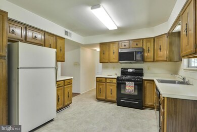 3501 John Carroll Dr, Olney, MD 20832 - photo 2