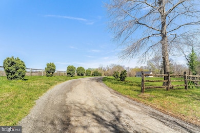 39732 Cold Run Ln, Aldie, VA 20105 - photo 2