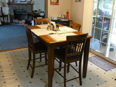 Dining area 2