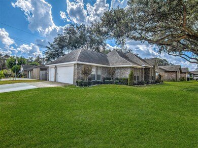 2603 Westfield St, Alvin, TX 77511 - photo 2