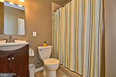 23051 Birch Mead Rd, Clarksburg, MD 20871 - photo 7