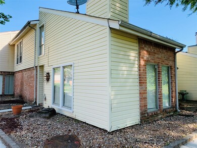 7708 Challie Ln unit 7708, Houston, TX 77088 - photo 2