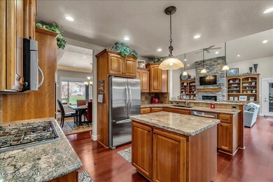 Kitchen (2)