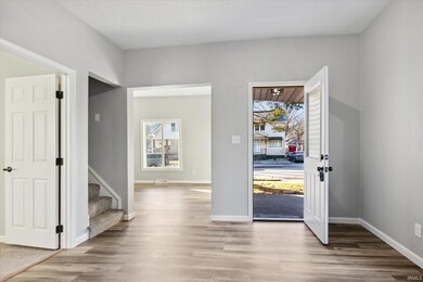 406 Aspenwald Ave, Elkhart, IN 46516 - photo 3