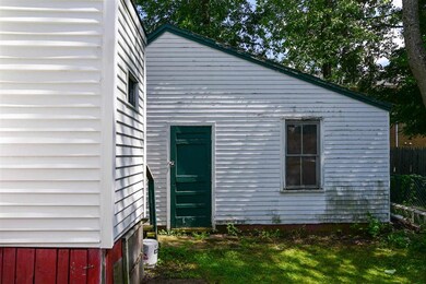 194 Madison St, Portsmouth, NH 03801 - photo 5