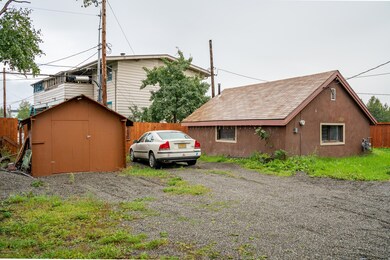 1202 w 35th (6 of 10)