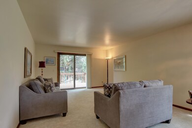 2242 Mapleton St NE Grand-print-004-4-Li