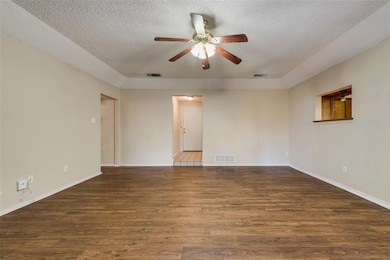 8229 Irish Dr, North Richland Hills, TX 76180 - photo 7