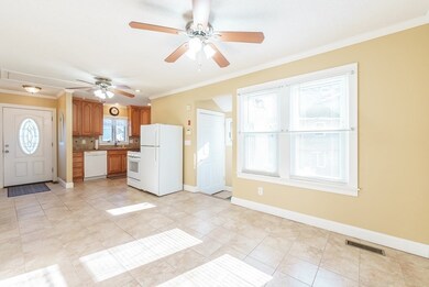 127 Webber St, Springfield, MA 01108 - photo 3