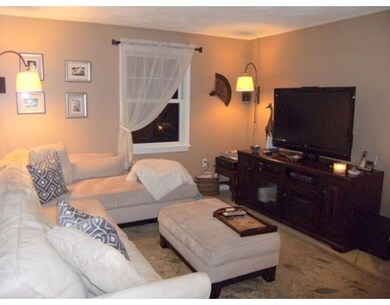 124 Providence St, Millville, MA 01529 - photo 4