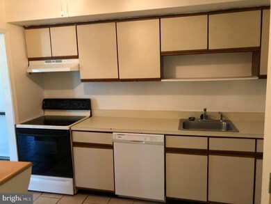 1575 W Street Rd unit 937, Warminster, PA 18974 - photo 5