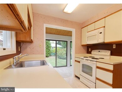 103 E Sutton Place, Wilmington, DE 19810 - photo 4