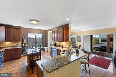 8435 Peace Lily Ct unit 314, Lorton, VA 22079 - photo 6