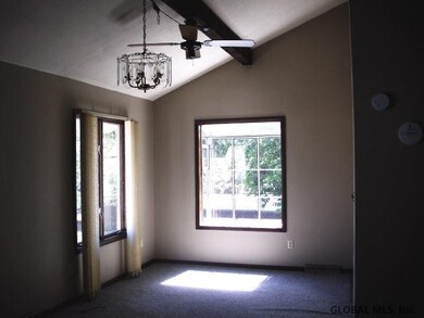 20105 Curry Rd unit 2, Schenectady, NY - photo 2