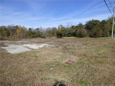 3966 Camden Rd, Fayetteville, NC 28306 - photo 6