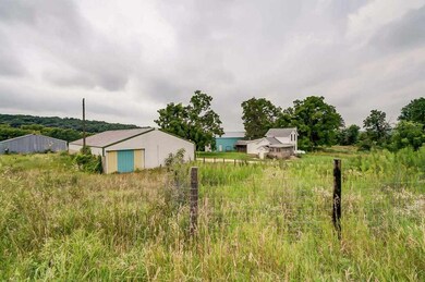 W1565 State Road 92, Brooklyn, WI 53521 - photo 4