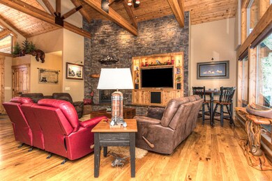 56191 Sable Rock Loop Bend, OR 97707
