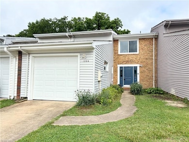 Beautiful, open, spacious, 3-bedroom, 2.5 bathroom townhome.