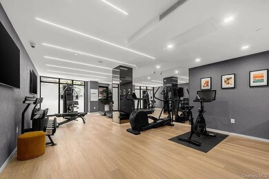 40-22 61st St unit 2F, Flushing, NY 11377 - photo 4