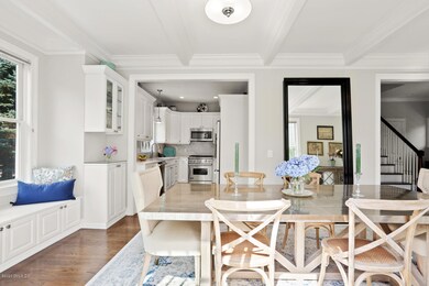 82 E Elm St Unit A Greenwich-large-011-0