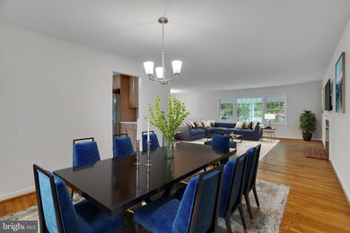 4304 Hillyer St, Fairfax, VA 22032 - photo 7