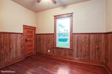 310 Oak St, Three Oaks, MI 49128 - photo 5