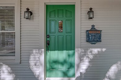 4006 Oak Ridge St, Houston, TX 77009 - photo 4