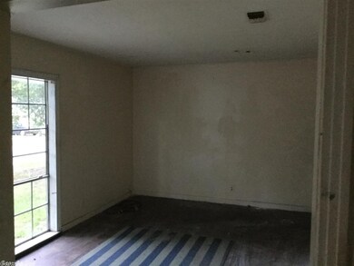 916 Guam St, Wake Village, TX 75501 - photo 6