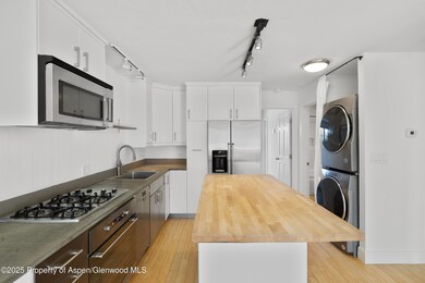 319 Aabc unit CD, Aspen, CO 81611 - photo 7